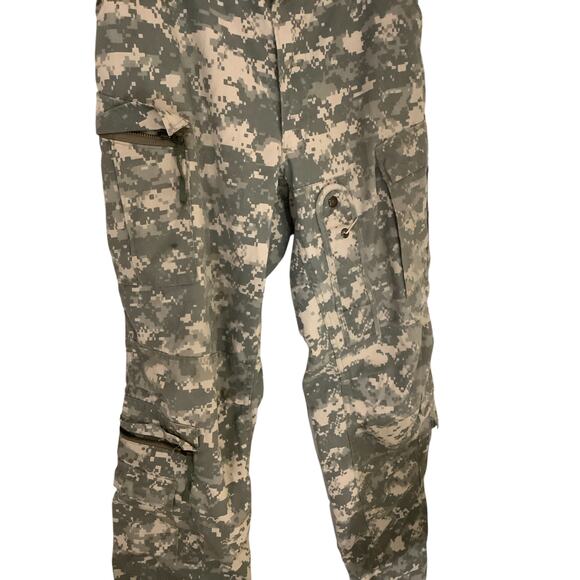 AIRCREW BATTLE DRESS UNIFORM TROUSERS UNIVERSAL CAMOUFLAGE, SIZE: MEDIUM-LONG - Picture 5 of 10